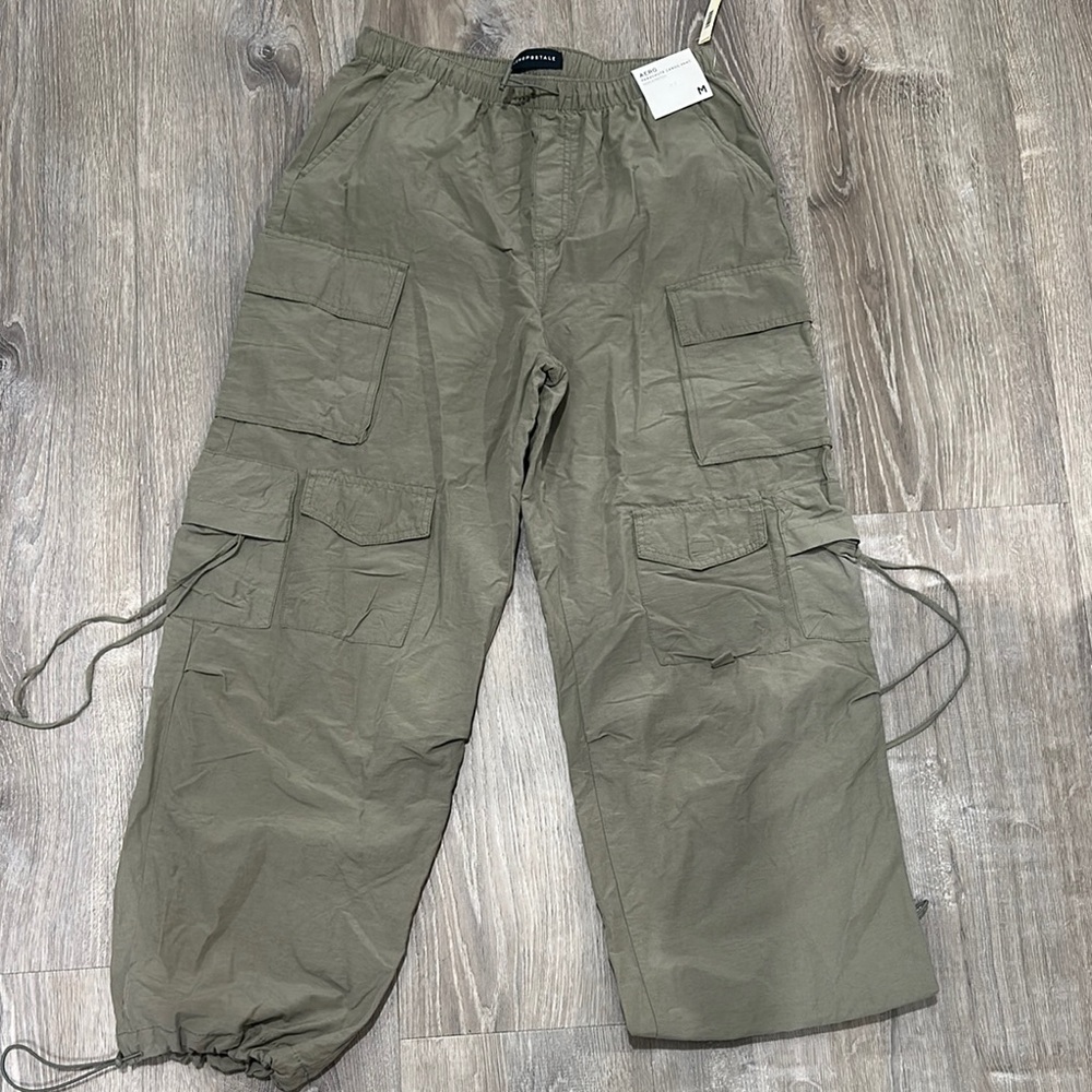 Aeropostale Sage Green Cargo Pants